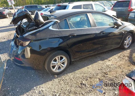 2018 Chevrolet Cruze Lt Auto from USA, damaged, VIN 1G1BE5SM0J7133902